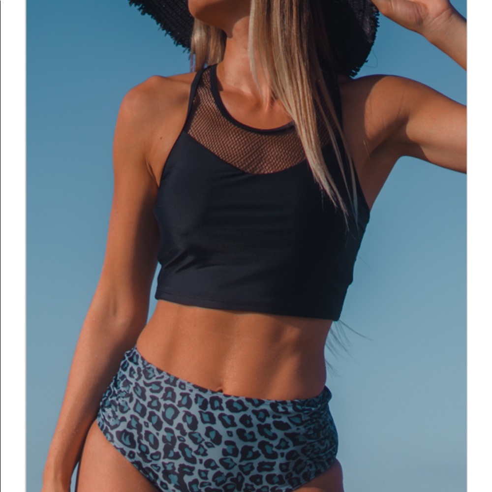 High Waist Leopard Print Bikini 👙 (med)